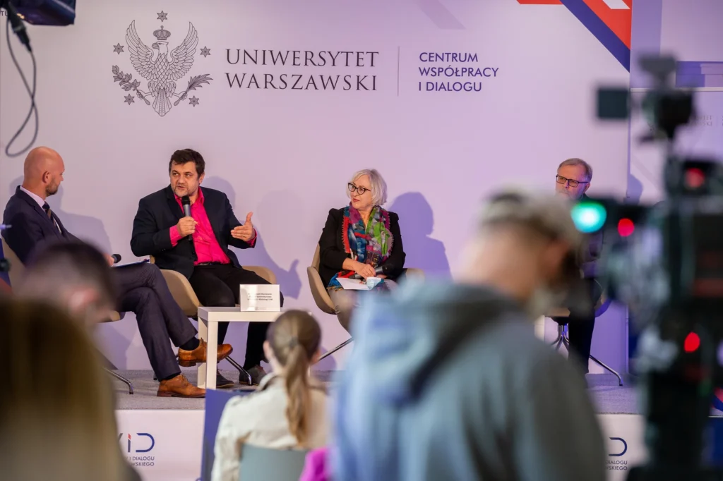 20201009_Tydzien_Noblowski_CWID_pokojowa-10