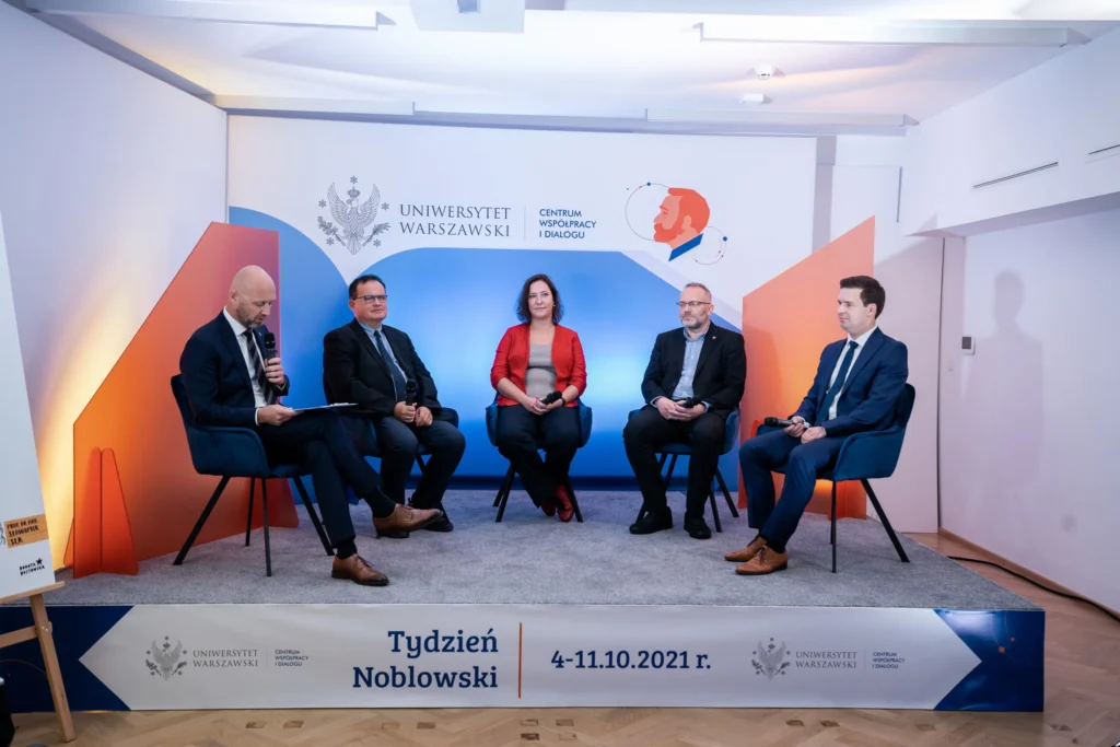 20211006_CWID_Tydzien_Noblowski_Chemia_highres-17-scaled