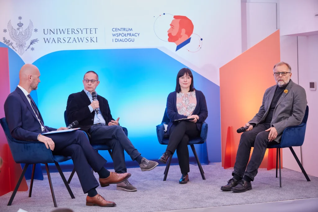 20211008_CWiD_Nobel_Pokojowa_0140_KSZ_0568_fot_KrystianSzczesny-scaled