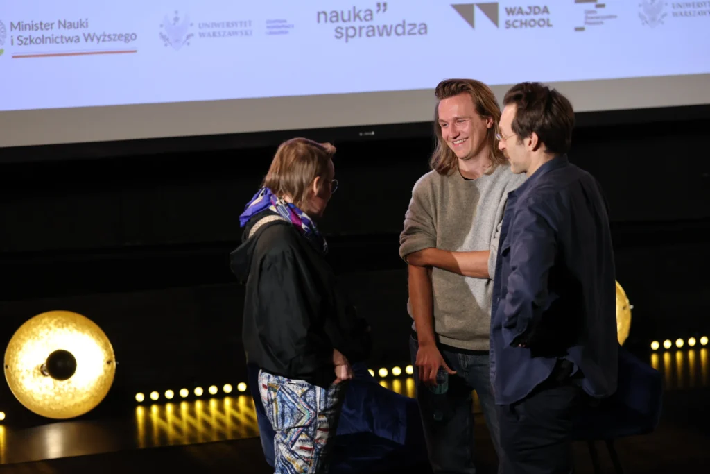 Przed pokazem filmu Silver. Od lewej: Katarzyna Malinowska, Stanisław Cuske, dr Grzegorz Sokół